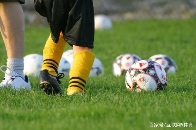 U17国足双线作战，赵松源被国家队征召